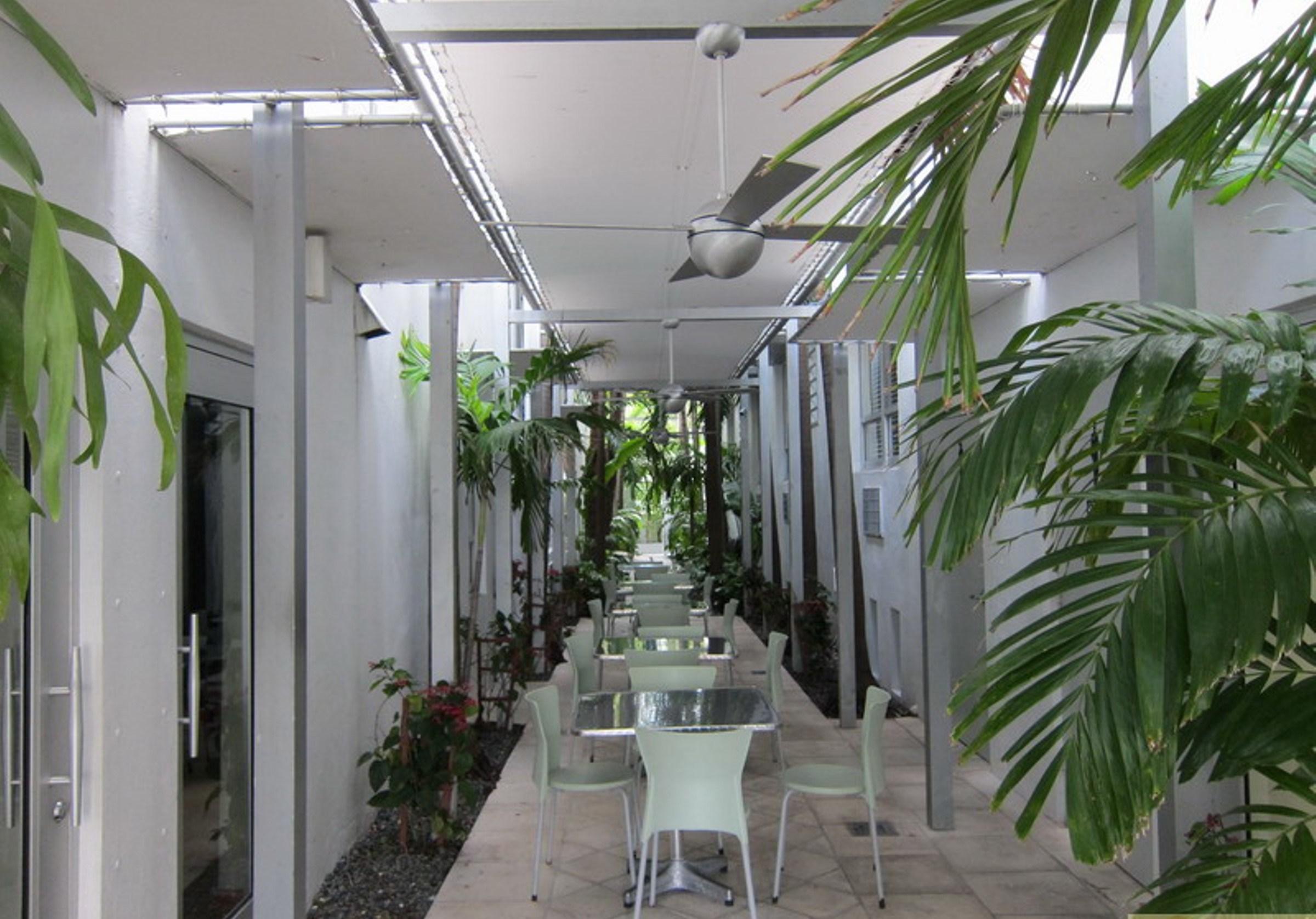 Crest Hotel Suites Miami Beach Bagian luar foto