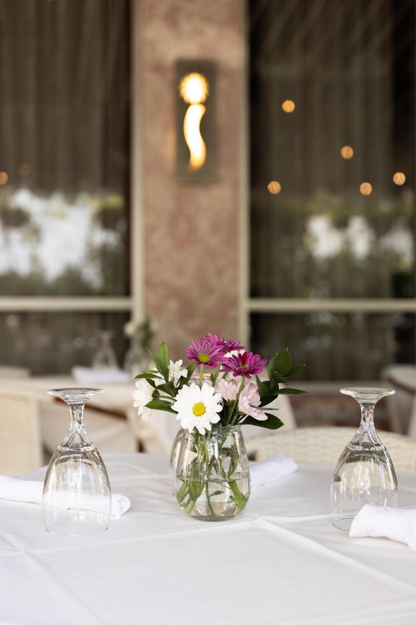 Crest Hotel Suites Miami Beach Bagian luar foto