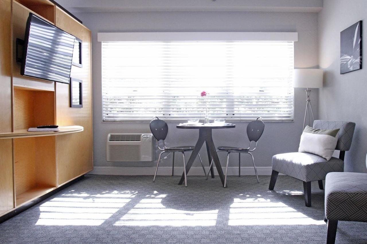 Crest Hotel Suites Miami Beach Bagian luar foto